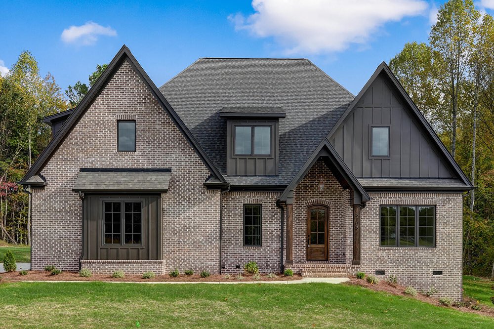 SavannahGray-WhiteMortar-@gingerichhomes.jpg
